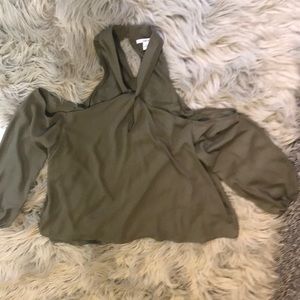 Bar lll cold shoulder blouse